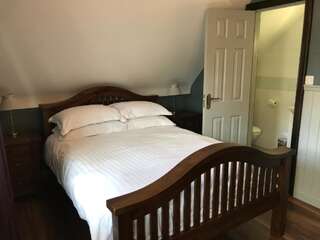 Отели типа «постель и завтрак» Willow Tree Cottage Glaslough Двухместный номер с 1 кроватью и собственной ванной комнатой-6