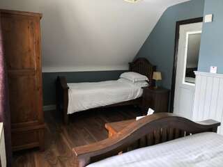 Отели типа «постель и завтрак» Willow Tree Cottage Glaslough Двухместный номер с 1 кроватью и собственной ванной комнатой-1